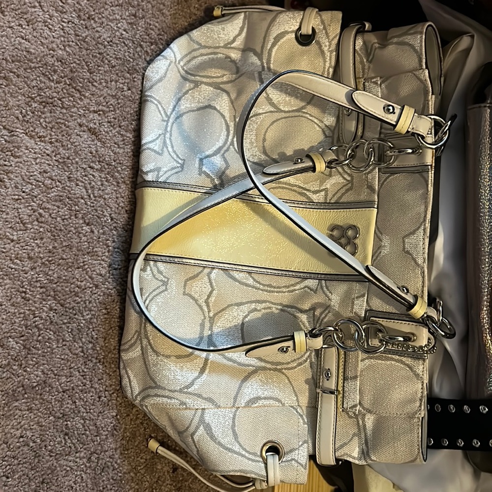Coach shoulder bag